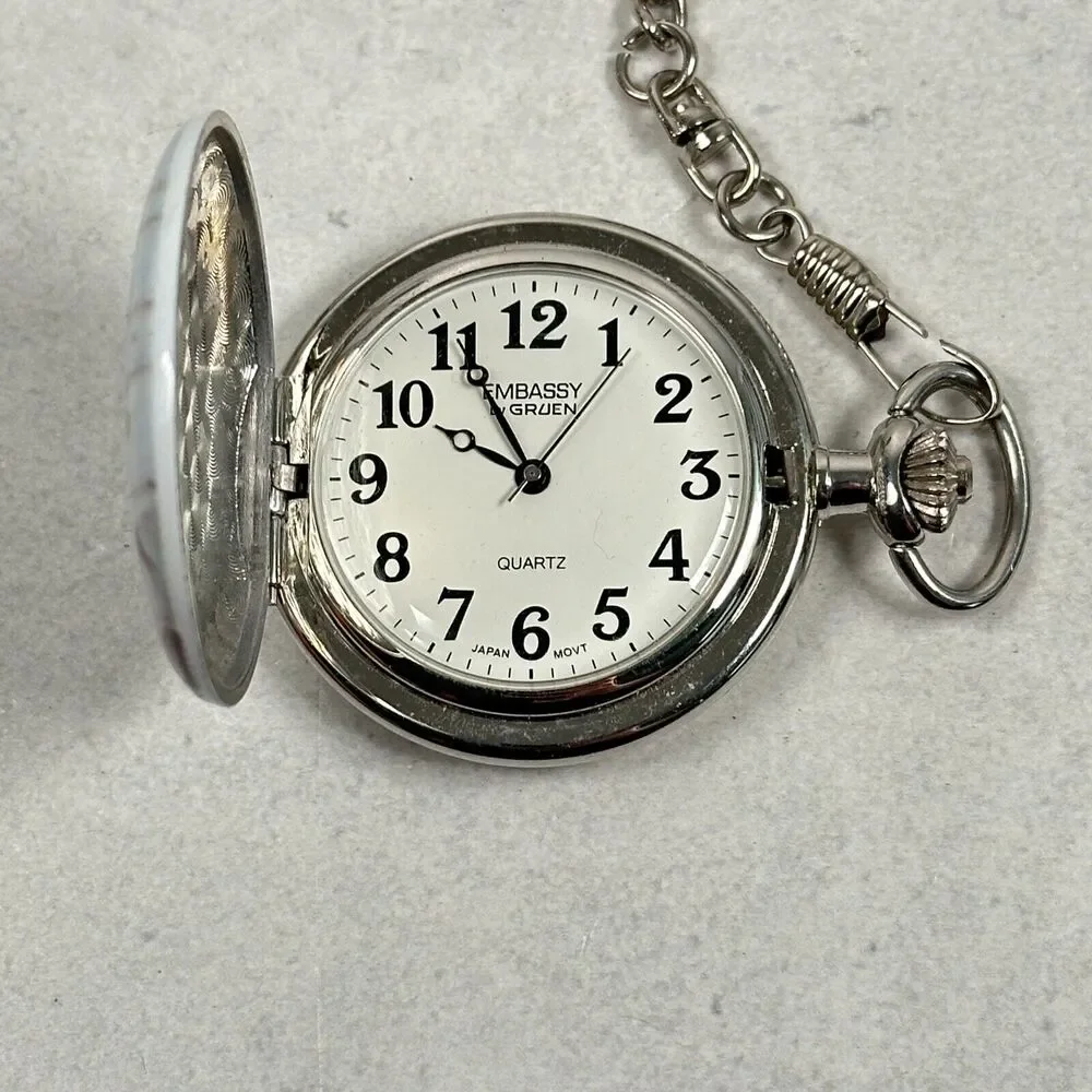 Embassy Gruen Pocket Watch 46mm Wolf Winter Forest Outdoors Quartz New Battery